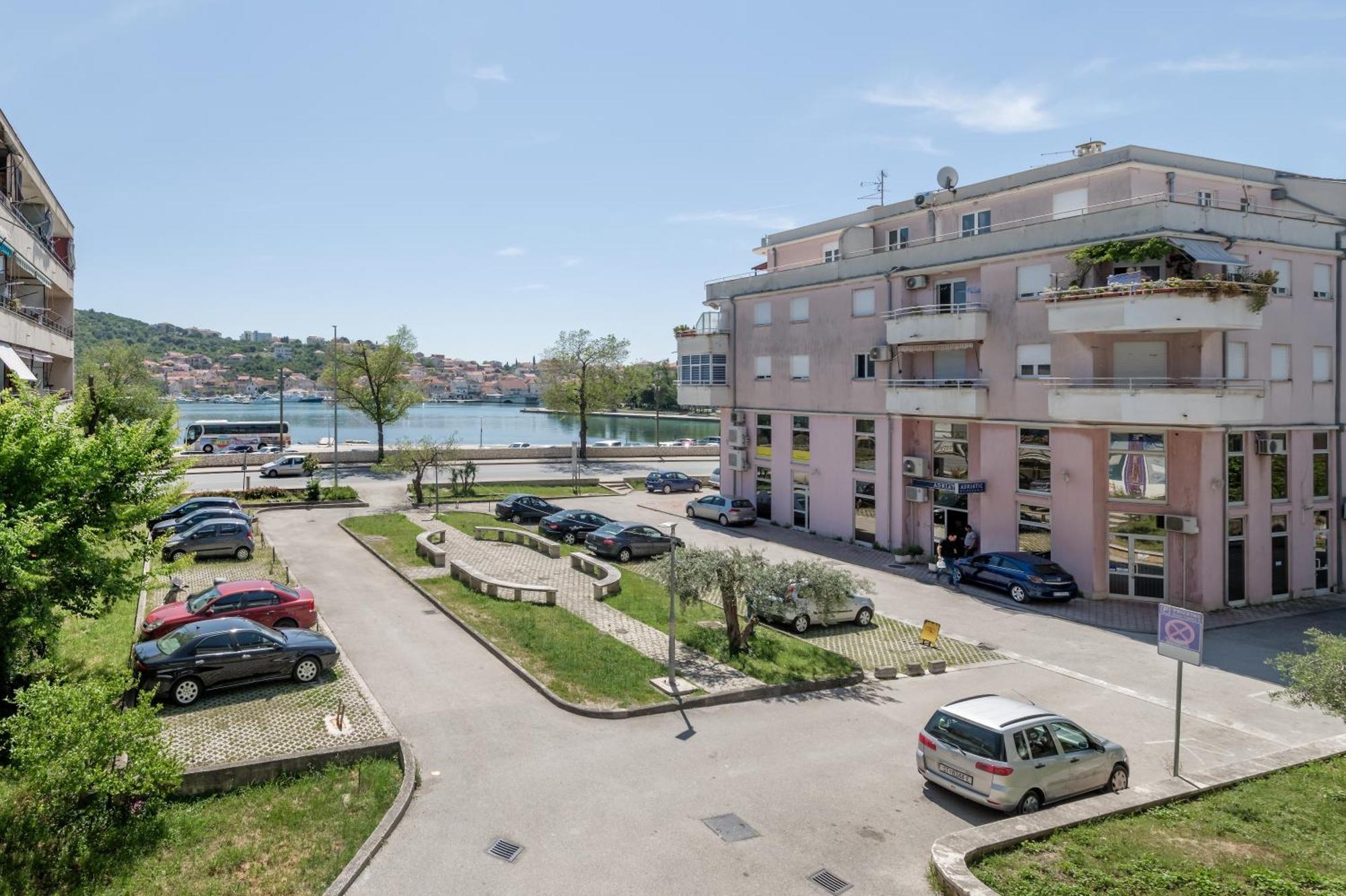 Apartman Casa Vecchia Trogir Exteriör bild